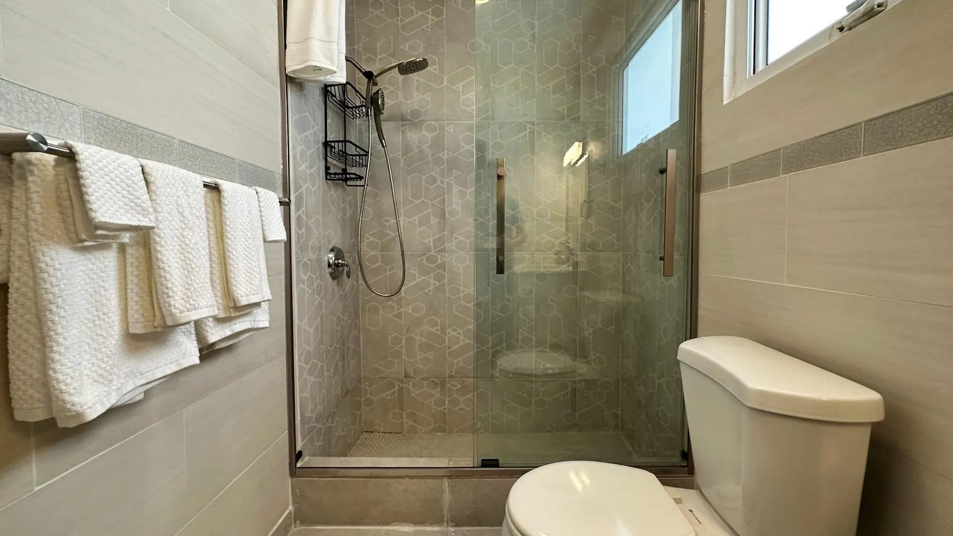 Condado Laguna Villa I 6 Bed 3 Bath Jacuzzi San Juan
